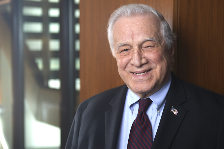  Stanley Dudrick, MD
